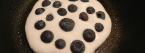 оладьи с черникой завтрак за 5 минут. Шаг 4