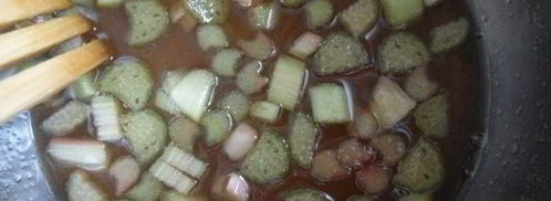 шоколадные оладьи с ревеневым соусом. Шаг 6