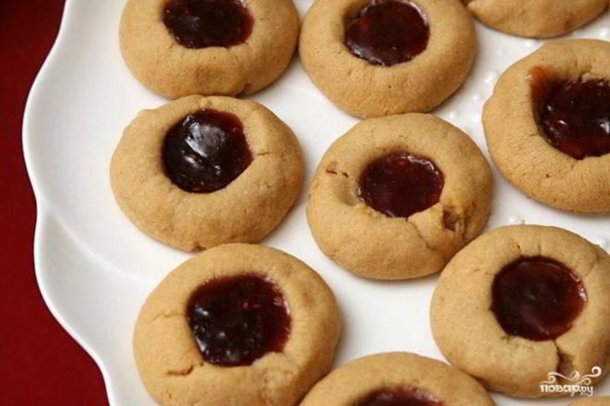 Рецепт печенья с вареньем и арахисом