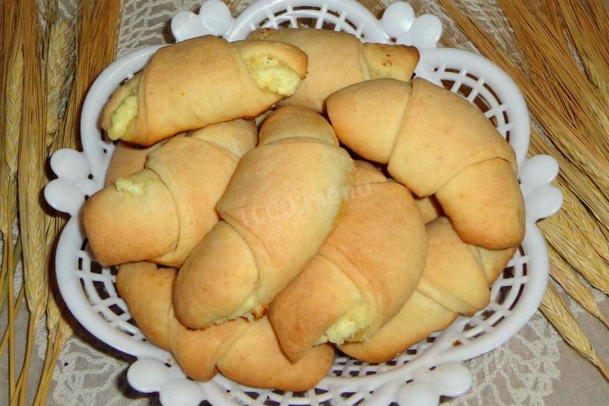 Рецепт вкусных рогаликов с творогом