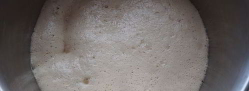 воздушные рогалики с хрустящей ореховой начинкой. Шаг 5