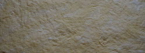 воздушные рогалики с хрустящей ореховой начинкой. Шаг 8