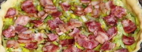 лотарингский пирог с курицей, пореем и беконом. Шаг 17