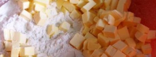 лотарингский пирог с курицей, пореем и беконом. Шаг 4