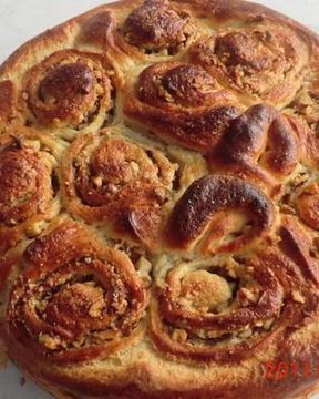 Пирог букет роз