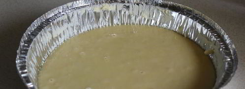 пирог из кукурузной муки со сливами. Шаг 6