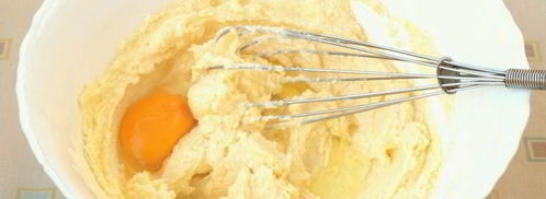 пирог с вишней и клубникой. Шаг 3