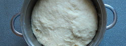 безопарные пирожки с абрикосом и малиной. Шаг 5