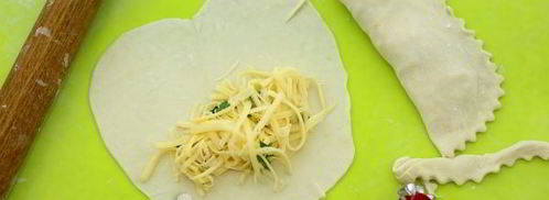 кутабы с сыром и зеленью. Шаг 7