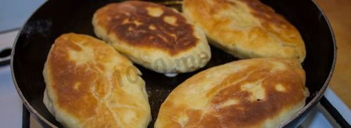 пирожки с картошкой на кефире на сковороде. Шаг 22