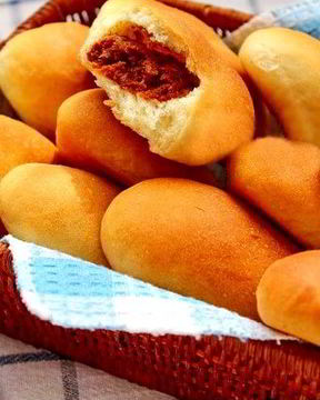 Постные пирожки с сухофруктами