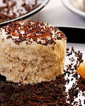 Ароматное абрикосовое пирожное