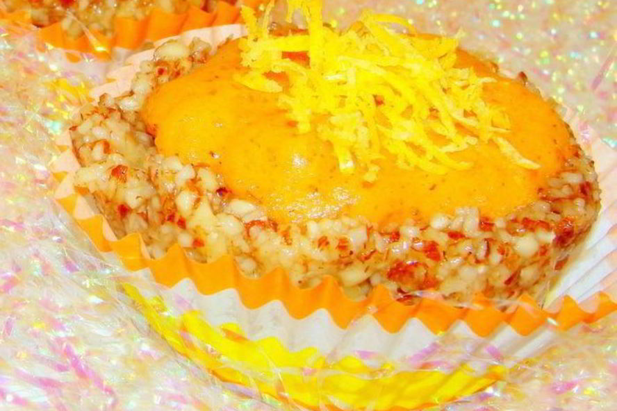 Рецепт полезного миндального пирожного с хурмой