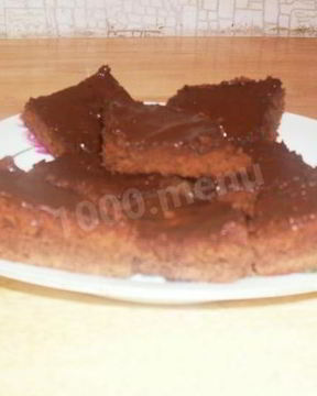 Выпечное шоколадное пирожное