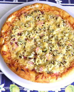 Пицца мясное ассорти