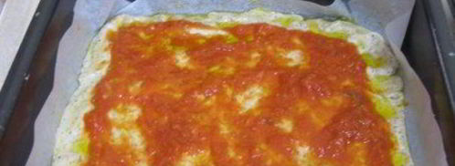 пицца на гречневой муке с острыми креветками и руколой. Шаг 4