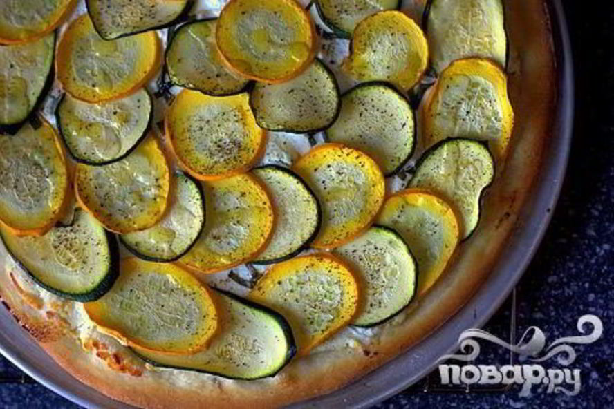 Рецепт пиццы с цуккини и козьим сыром