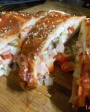 Закрытая пицца Кальцоне в духовке