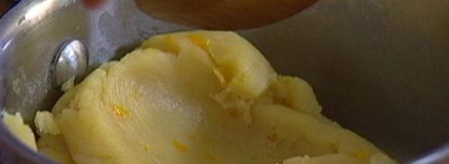 апельсиновые пончики с шоколадным соусом. Шаг 4