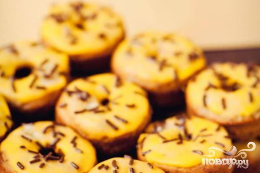 Рецепт банановых пончиков в глазури