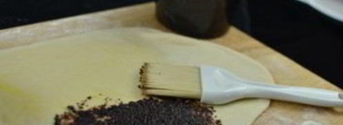 рулетики с маком из дрожжевого теста. Шаг 4