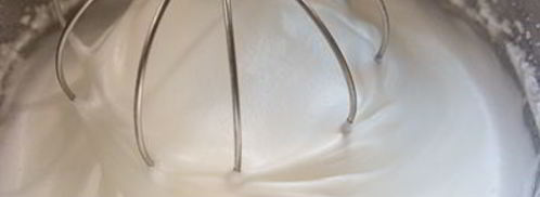 классическая яблочная шарлотка. Шаг 3