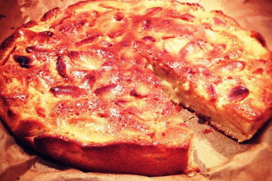 Рецепт шарлотки румяной