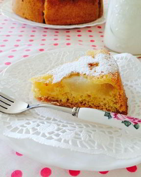 Шарлотка с дыней