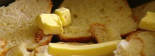 шарлотка с грушами, изюмом и корицей. Шаг 6