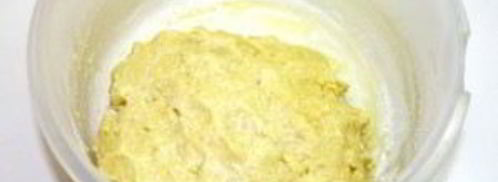 шарлотка с яблоками и безе. Шаг 5