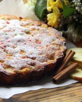 Шарлотка творожная