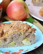 Шоколадная шарлотка с яблоками