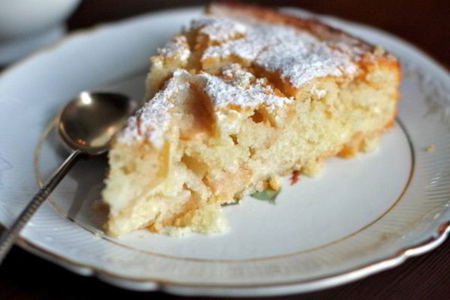 Рецепт творожной яблочной шарлотки