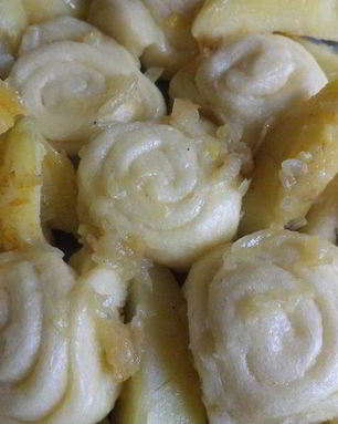 Немецкий штрудель с картошечкой и луком