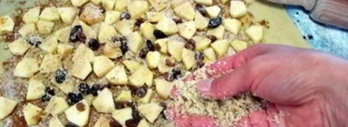 яблочный штрудель с грецкими орехами. Шаг 17