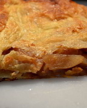 Яблочный штрудель с корицей