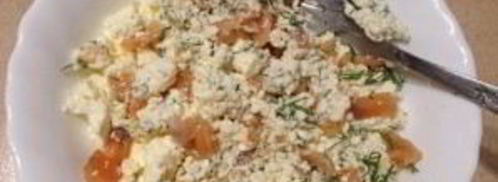 слоеные конвертики с лососем и брынзой. Шаг 5