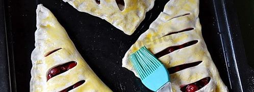 слойки с вишней. Шаг 8