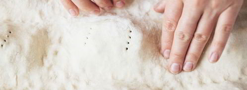 слойки с яйцом и зеленью. Шаг 11