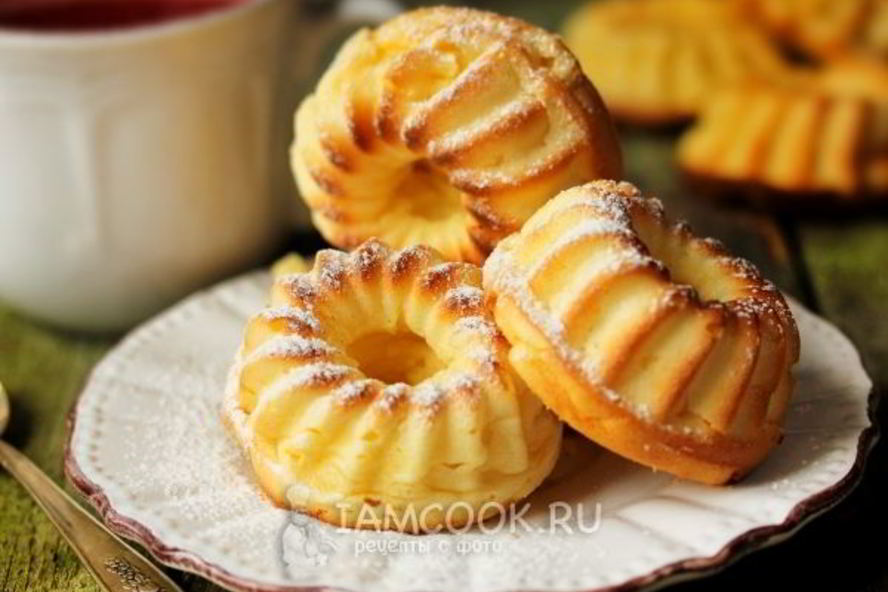 Рецепт диетических сырников в духовке