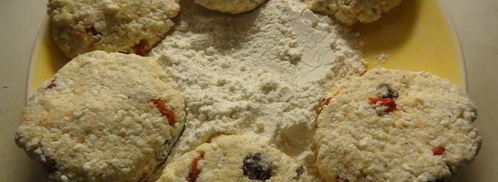 сырники по-восточному с ягодами годжи и корицей. Шаг 9