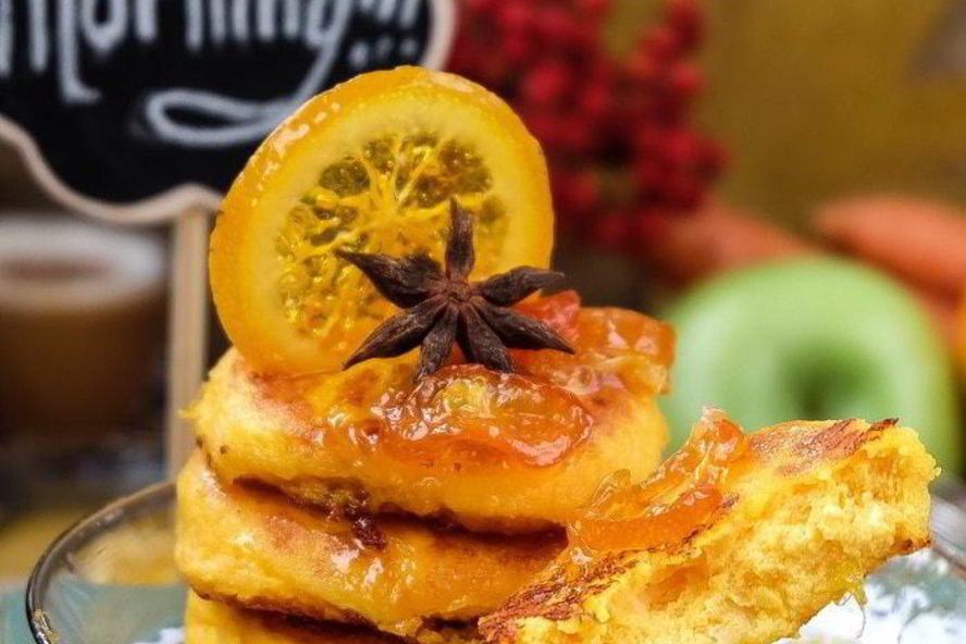 Рецепт сырников с морковью и цитрусовым соусом