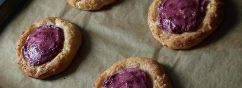 сырники в духовке с ягодной начинкой. Шаг 6