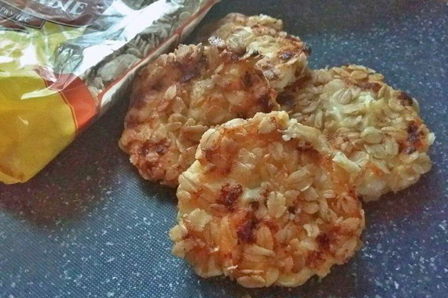 Рецепт сырников в овсяной панировке