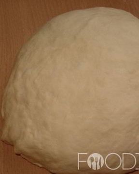 Дрожжевое тесто с творогом