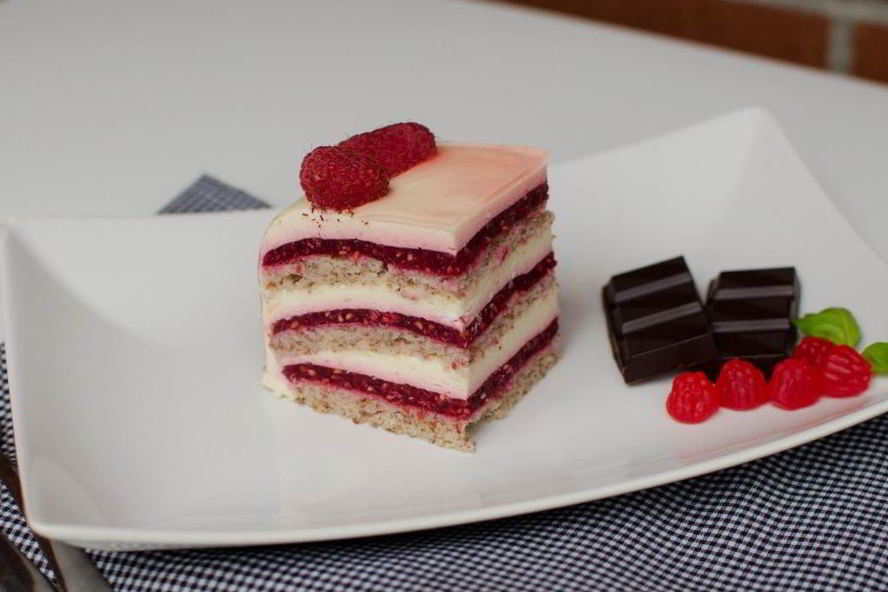 Рецепт малинового торта