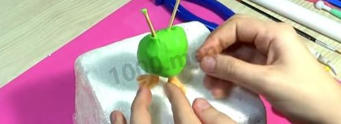 петух из мастики для торта. Шаг 5