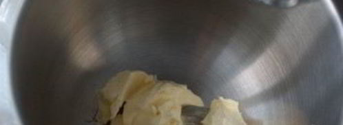 торт сникерс с карамелью. Шаг 6