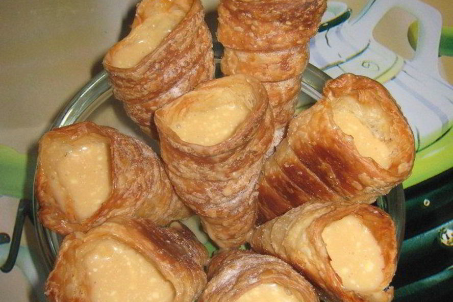 Рецепт трубочек со сгущенкой