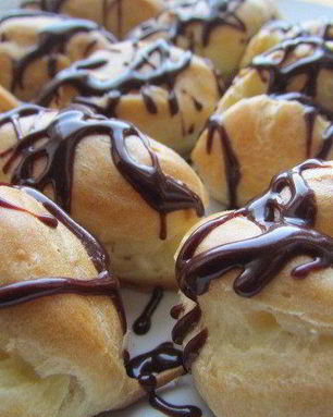 Эклеры с заварным кремом из пломбира